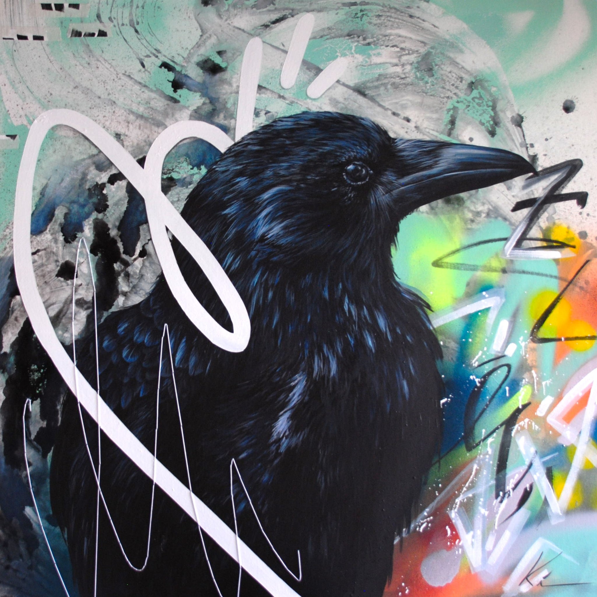 corbeau noir sur fond de graffiti